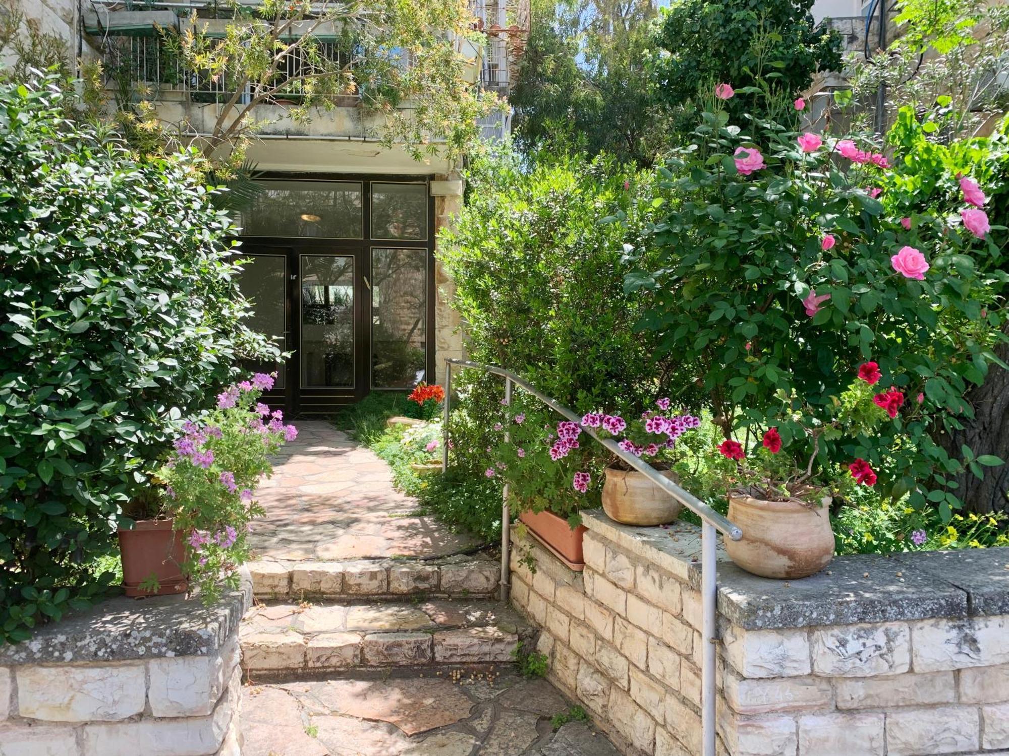 Annie'S Boutique Apartment In Gerusalemme Esterno foto